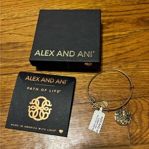 NWT Alex & Ani Path of Life bracelet
